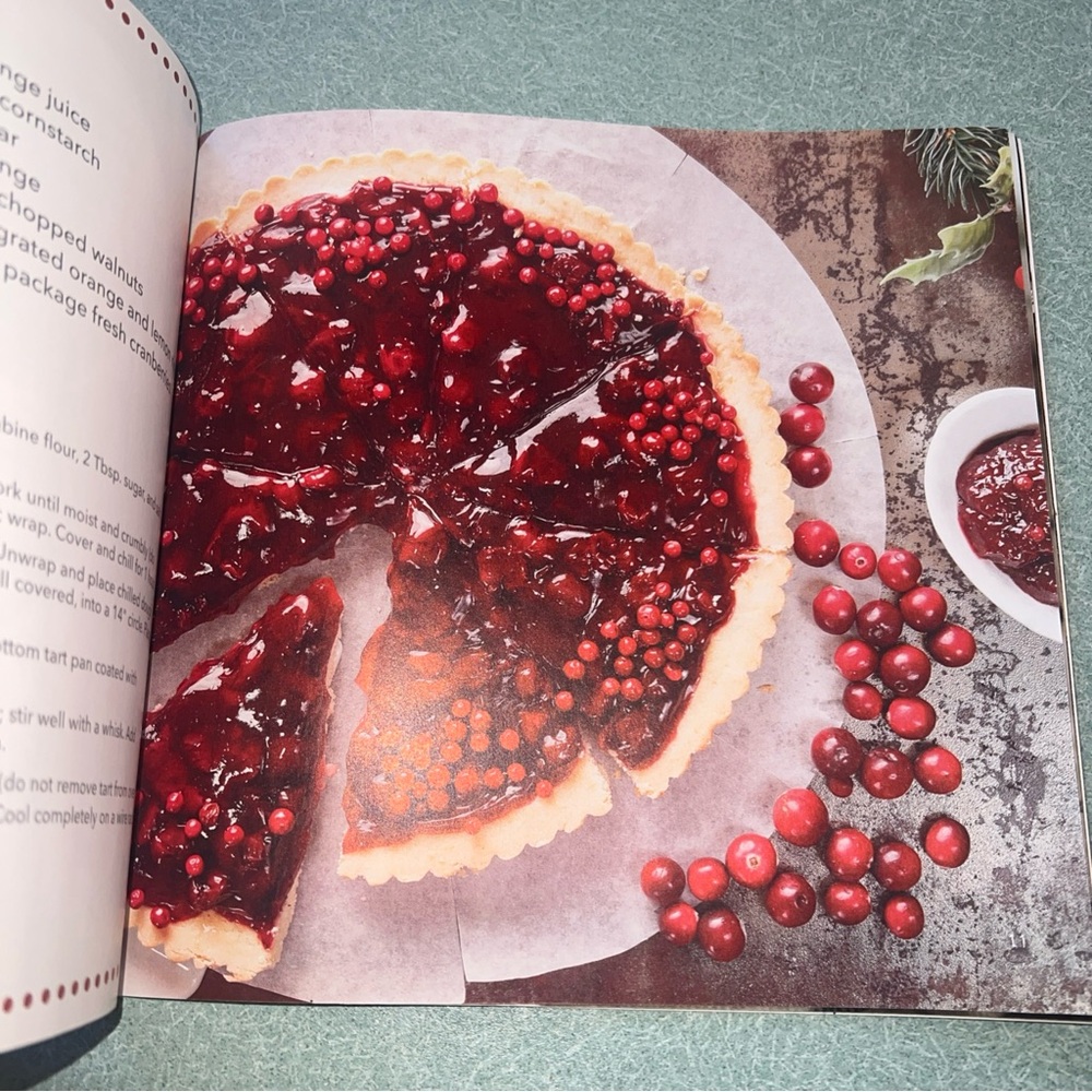 Holiday Baking Cookbook - Red and White - Picture 6 of 6